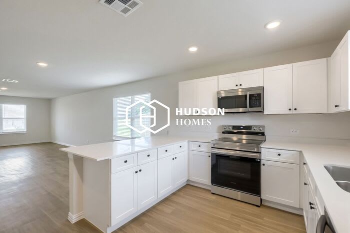 3815 Leming Court – photo 4