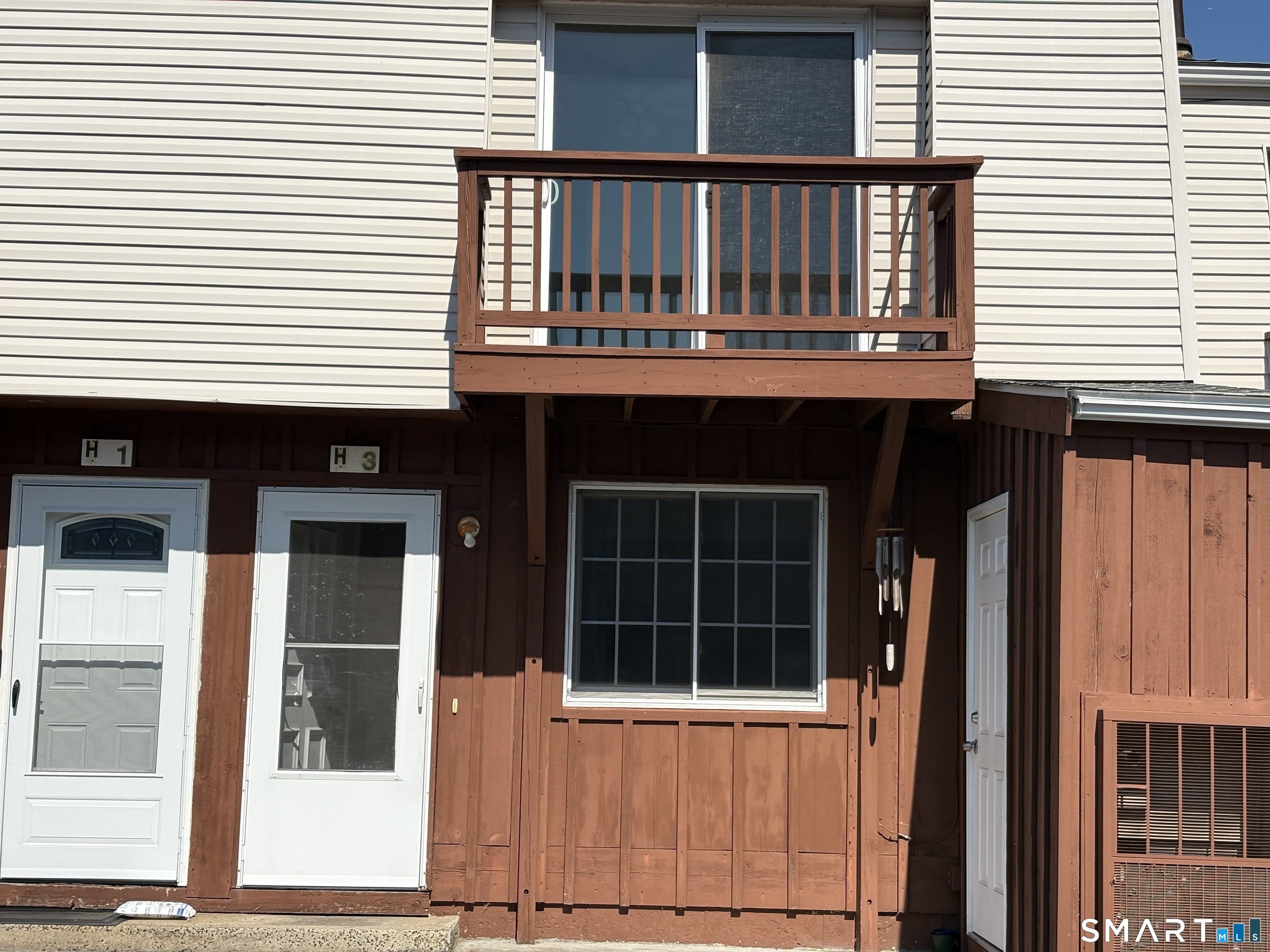 330 Short Beach Road – photo 1