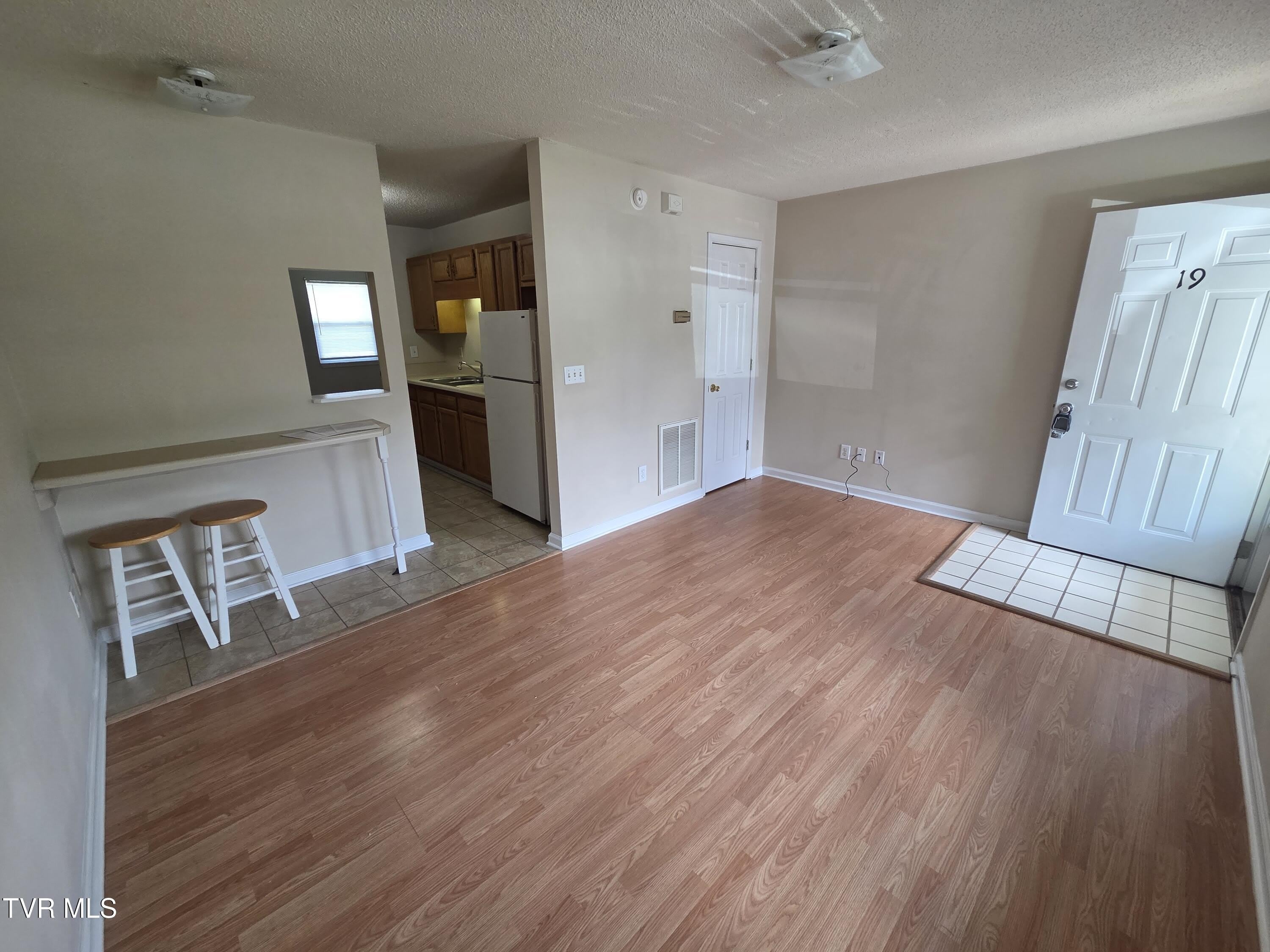 2812 Plymouth Road – photo 4