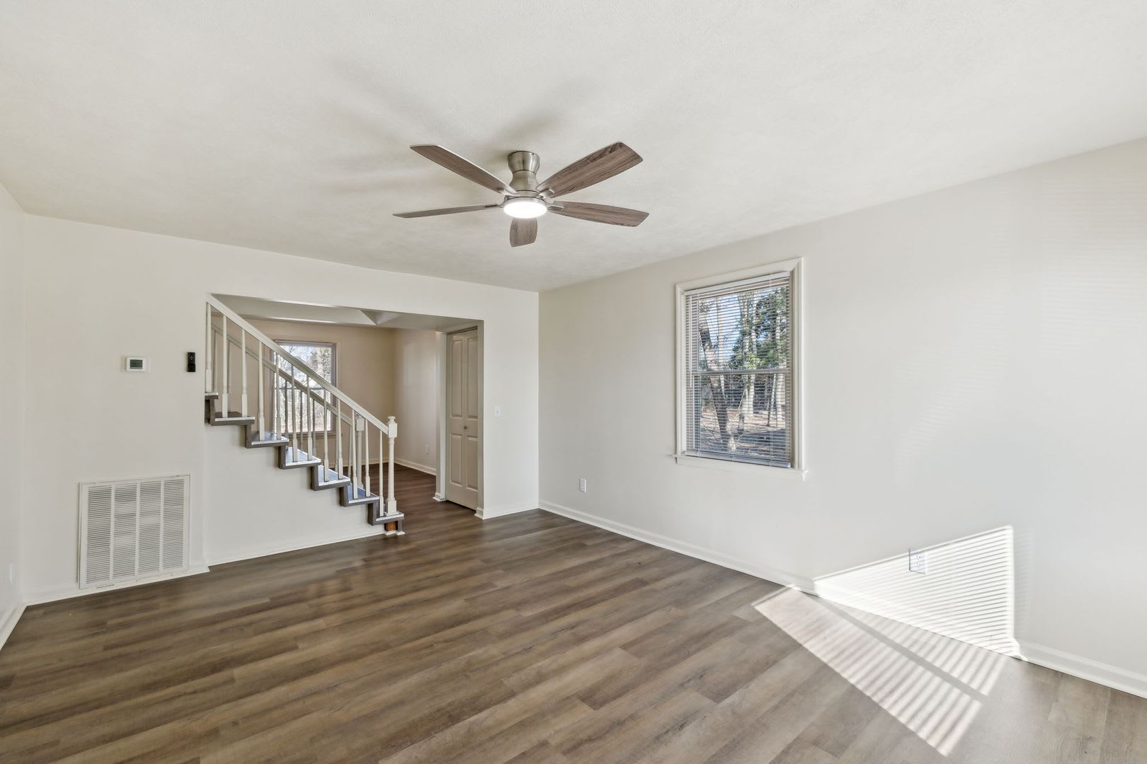 1421 Huntington – photo 4