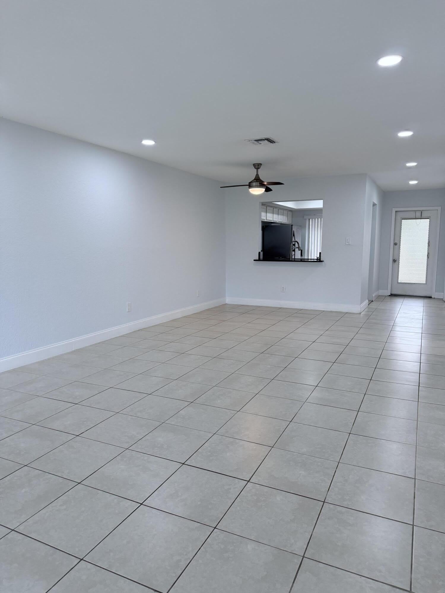 9640 NW 65th Street – photo 5