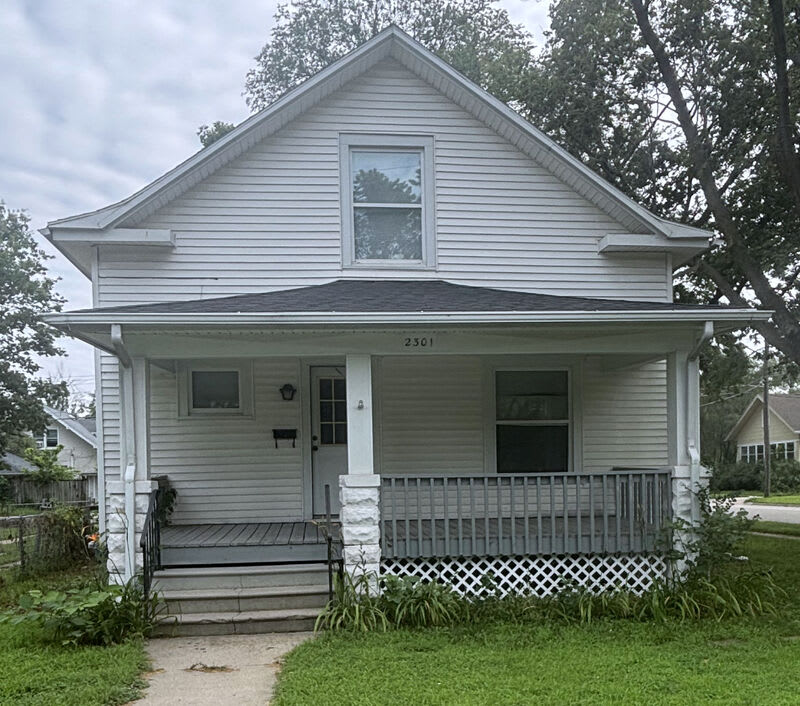 2301 Dudley – photo 1