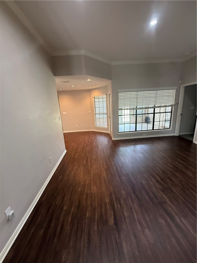 7649 Dallas Street – photo 3