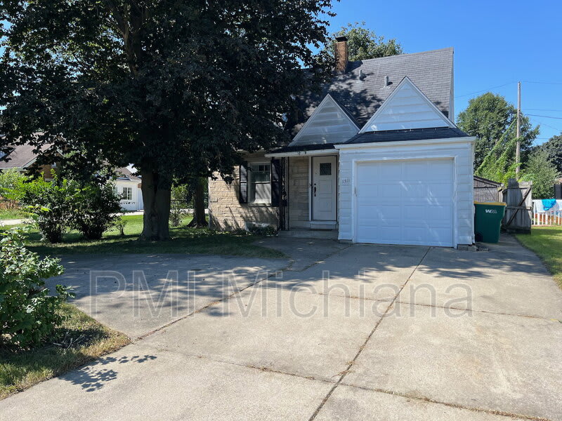 1311 South Main Street – photo 3