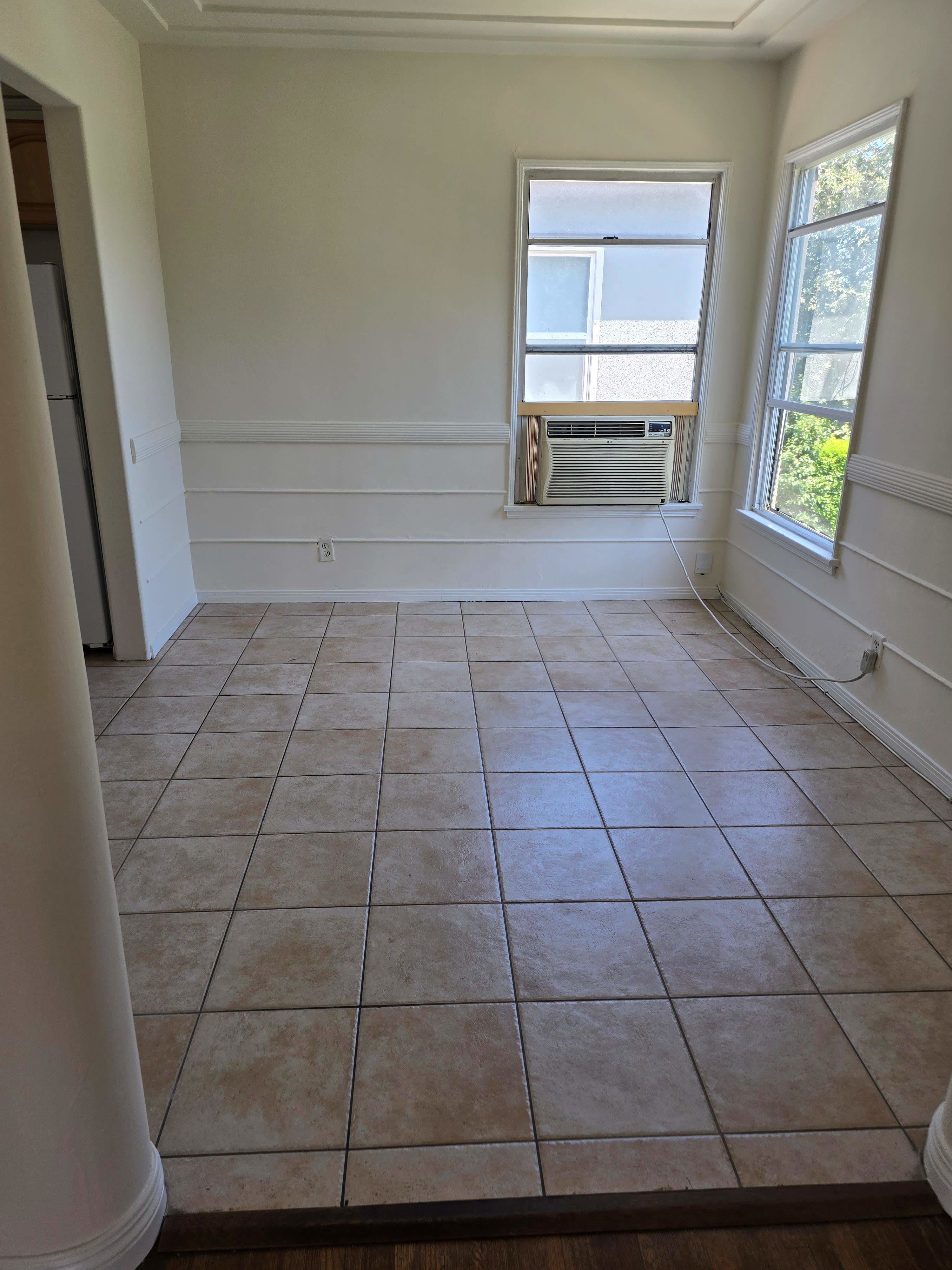 1231 Orange Grove Avenue – photo 4