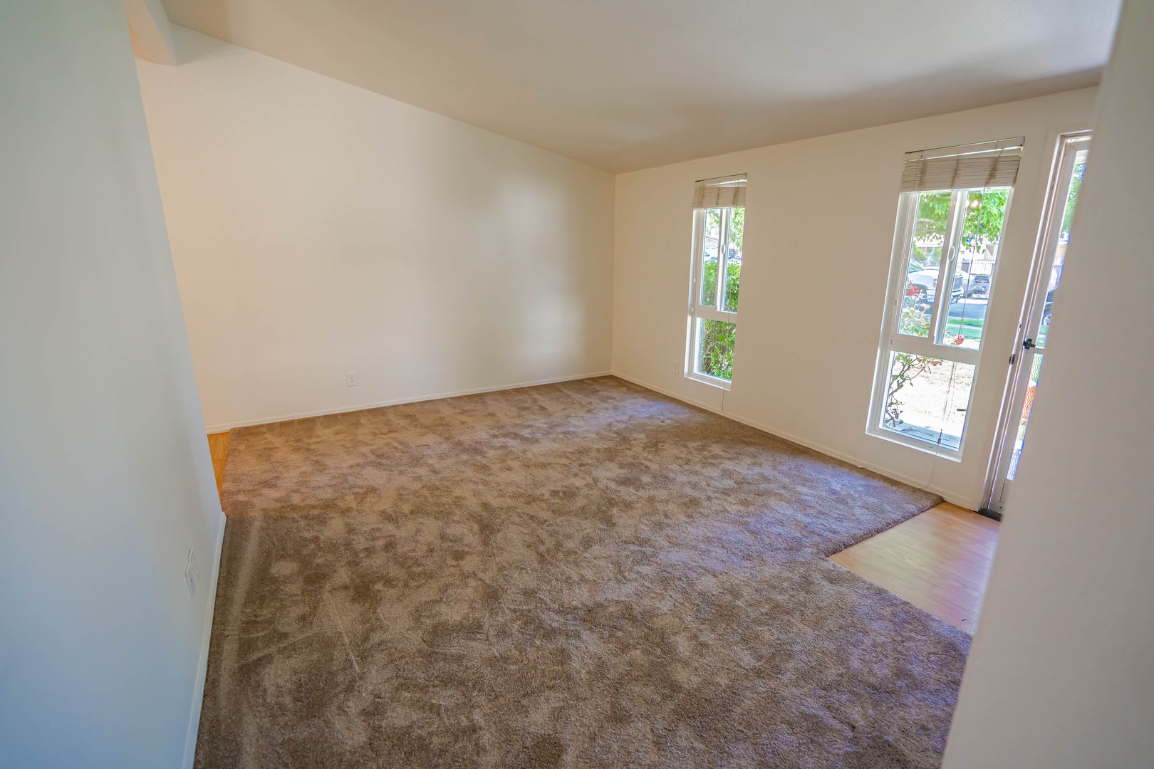 COMING SOON! Single Story 3 Bedroom in Canyon Country! – photo 3