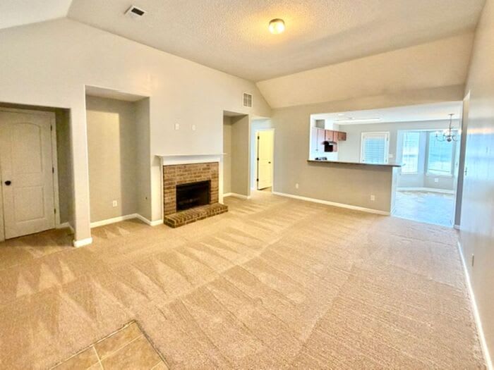 1161 East Cortona Circle – photo 2