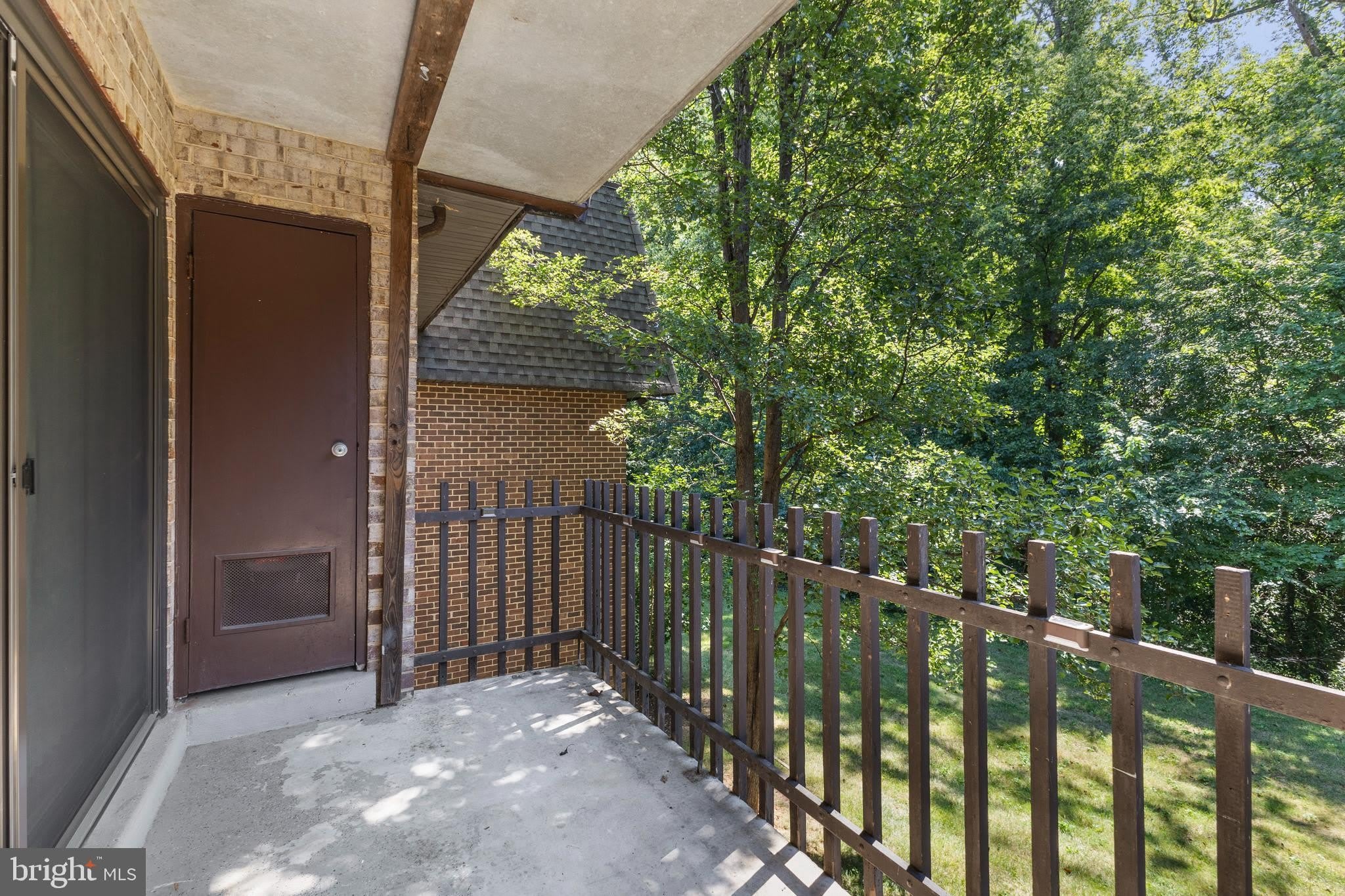 11611 VANTAGE HILL Road – photo 3