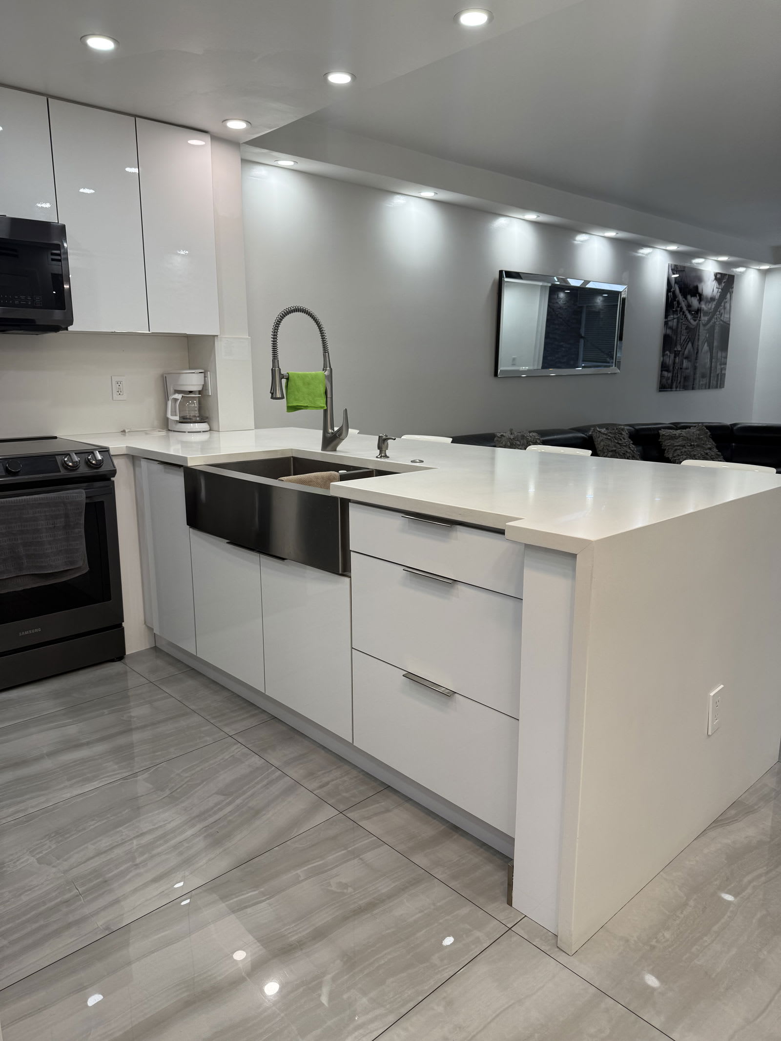 5260 Northwest 11th Street – photo 3