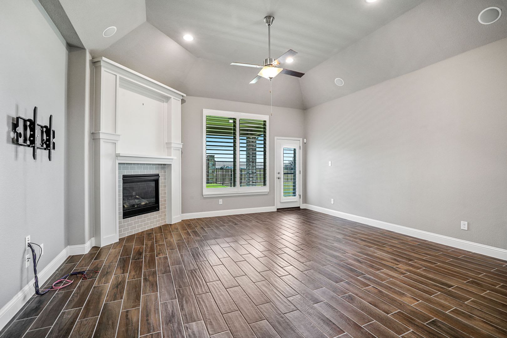 Breathtaking 3 Bedroom Home Overlooking The Community Lake In Celina – photo 4