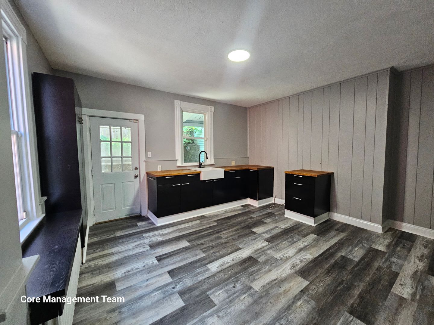 Update 2 Bedroom House For Rent – photo 3
