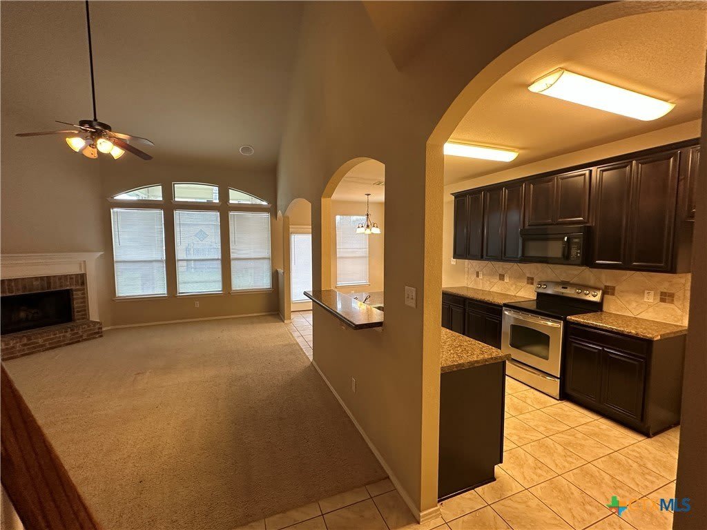 6808 Rosita Oak Drive – photo 4