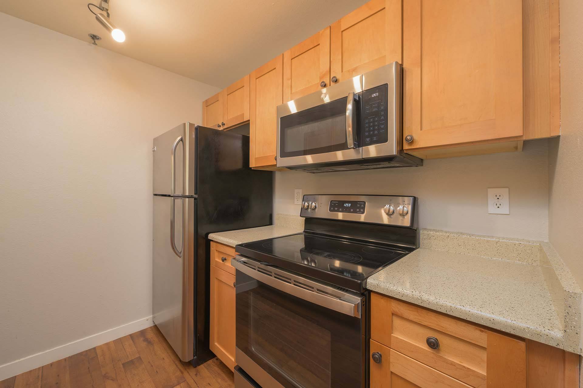 Peloton Apartments – photo 2