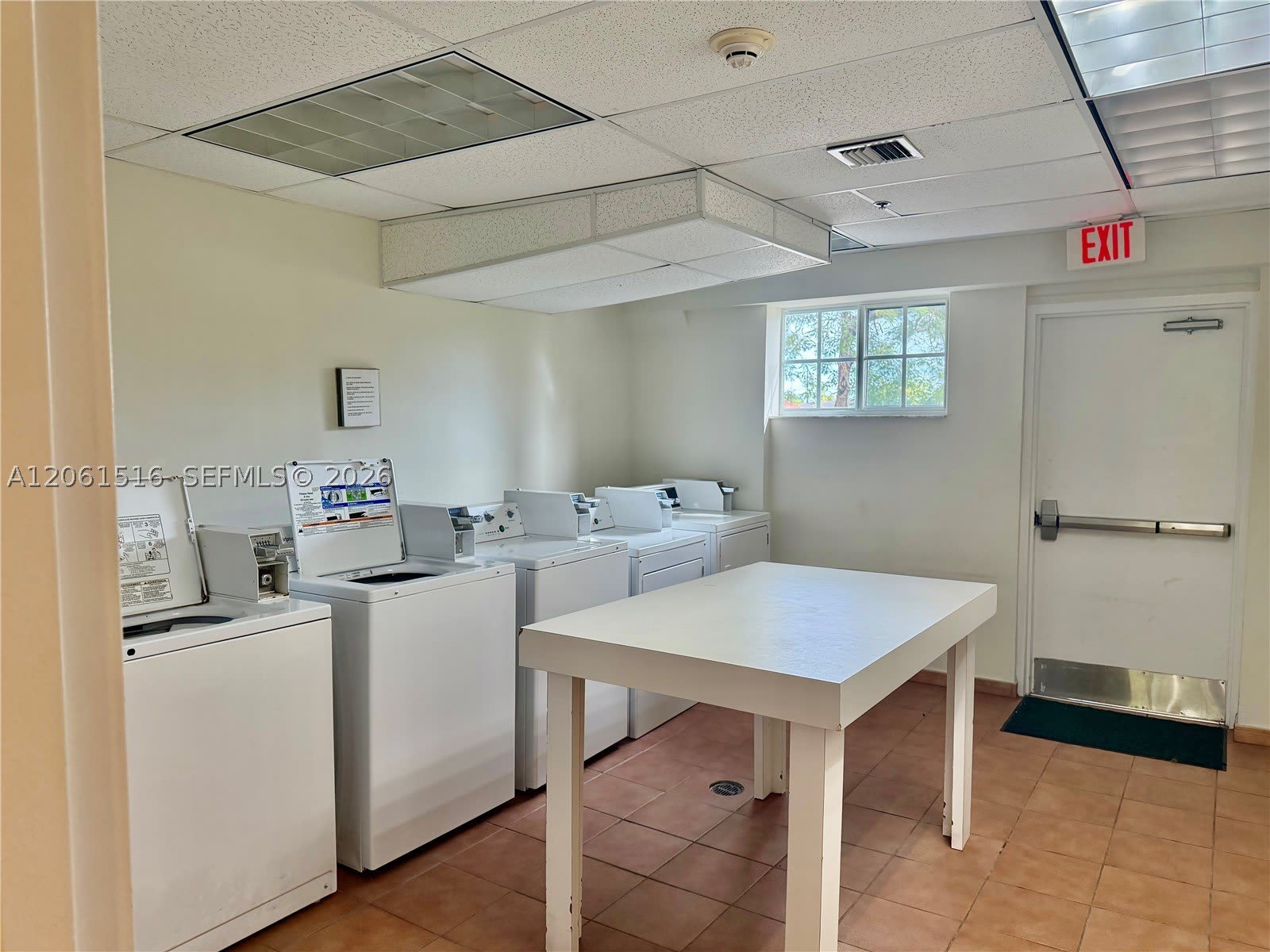 601 SW 37th Ave – photo 5