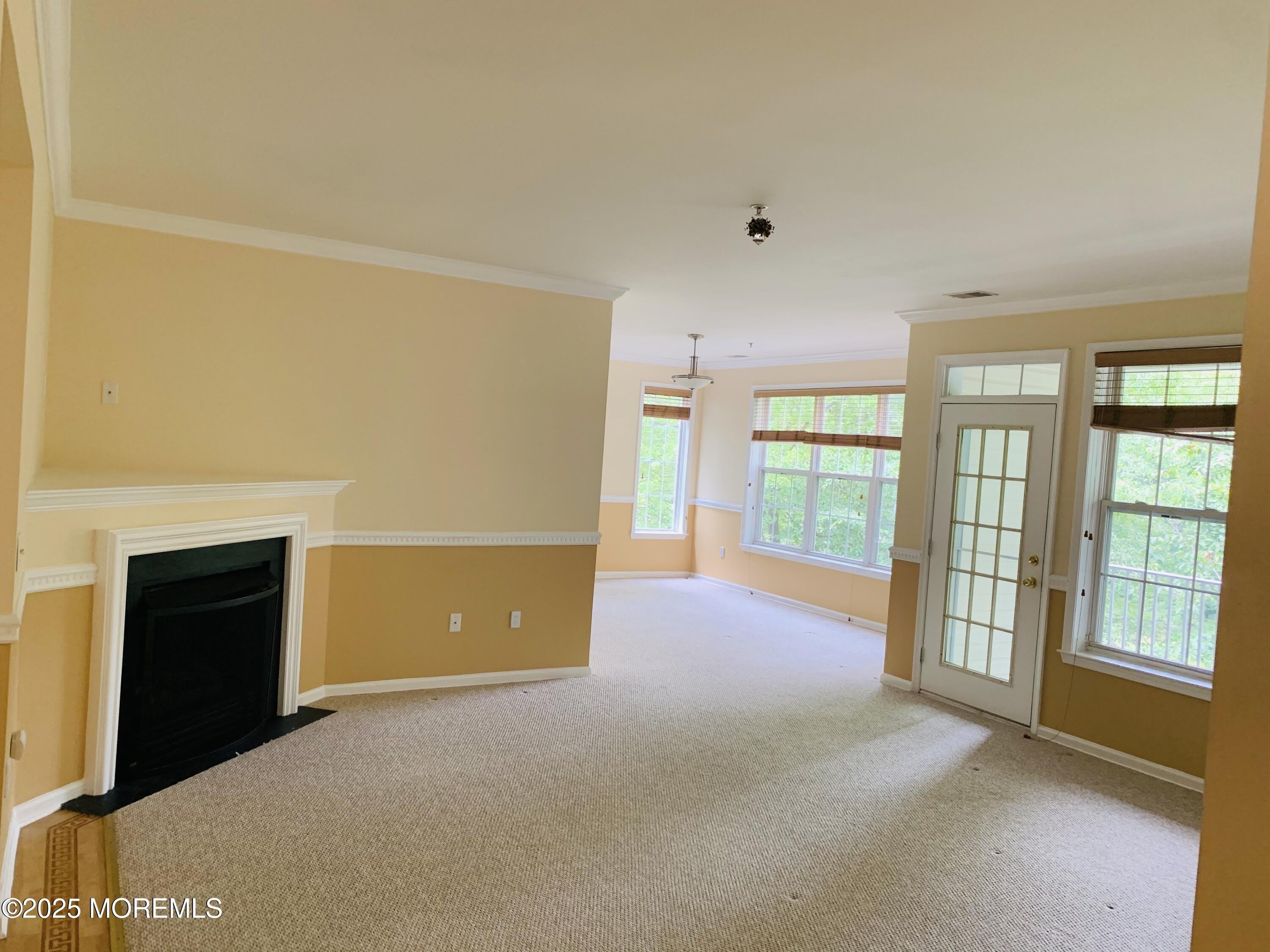 566 St Andrews Place – photo 4