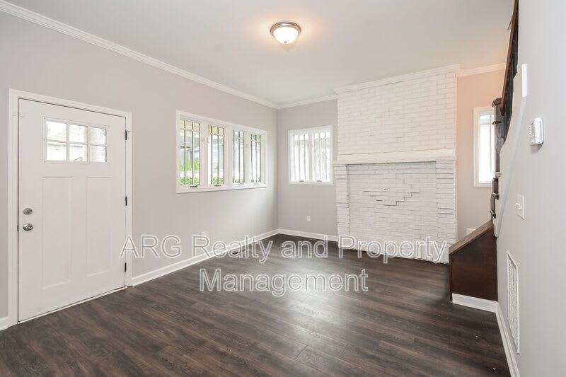 393 Atwood ST Sw – photo 5
