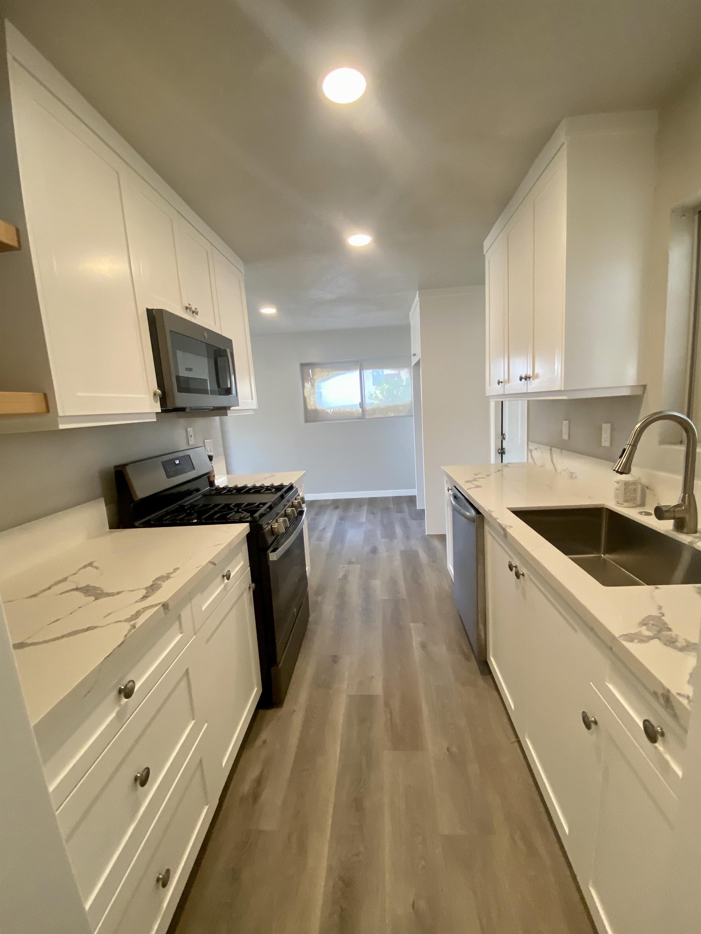 8821 Greenbrook Way – photo 2