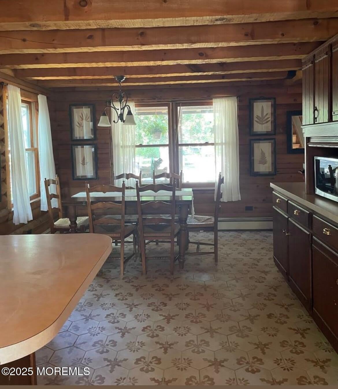 375 Arrowhead Drive – photo 3