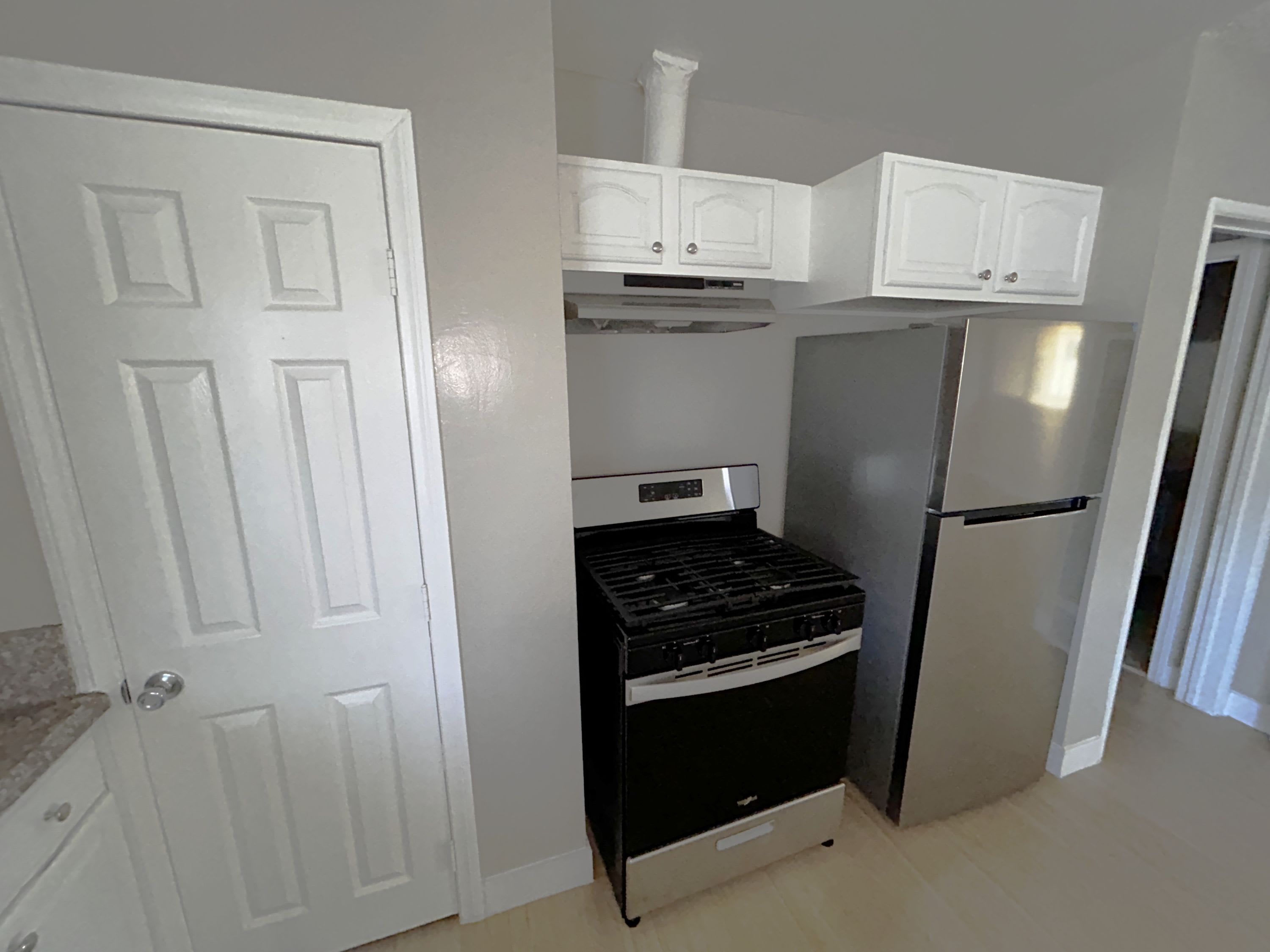 8445 Tobias Avenue – photo 5