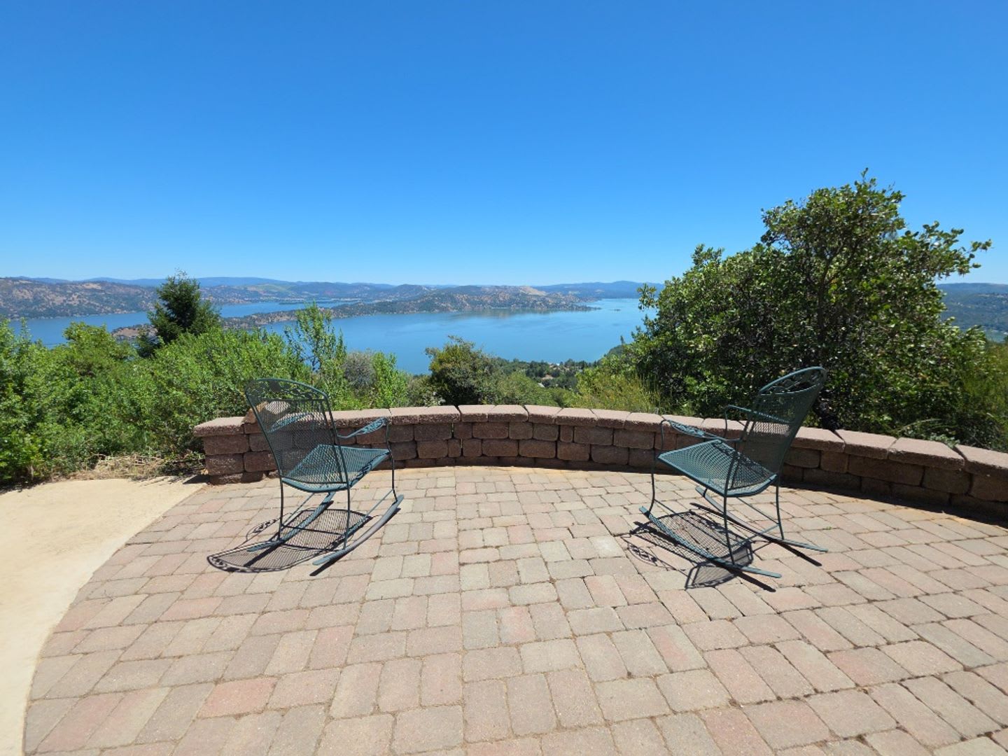 Stunning Lake Views in Riviera West – photo 5