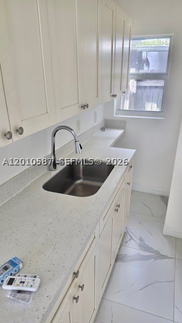 1718 SW 57th Ave – photo 4