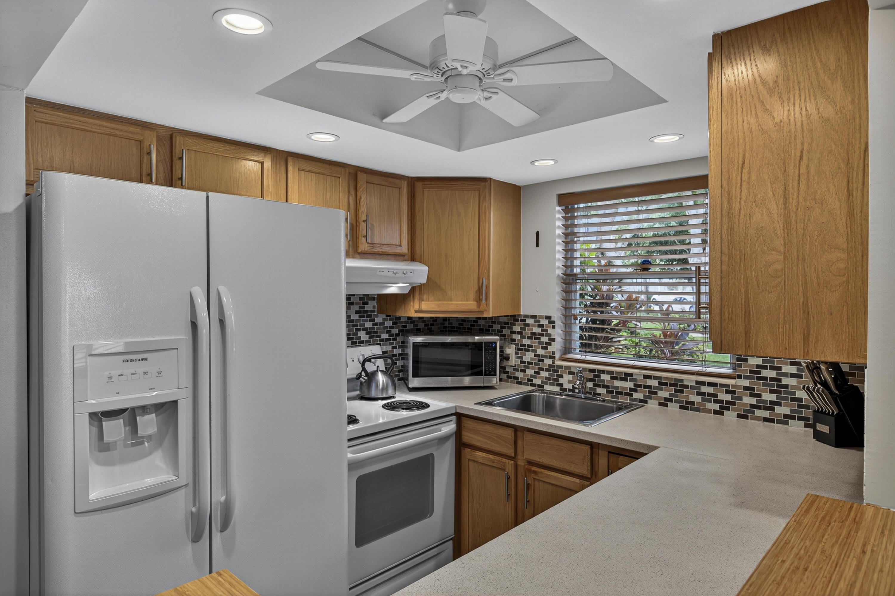 125 Newport I – photo 2