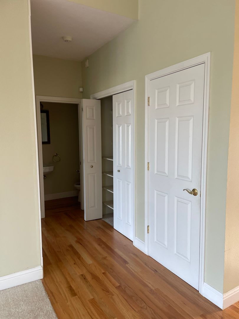 Luxury Living in The Knolls – photo 4