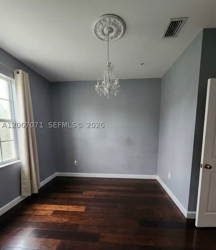 1067 NE 41st Pl – photo 5
