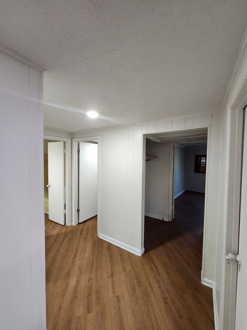 The House Boat Garage Apartment – photo 5