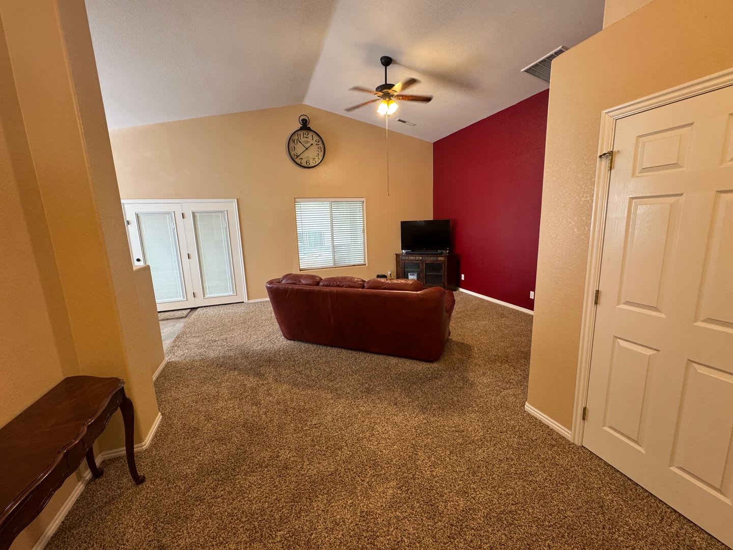 2 Bedroom home near Shadow Mountain Park! – photo 5