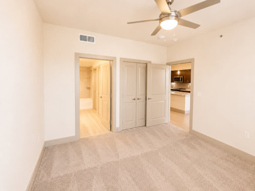 511 East Finley Blvd – photo 5