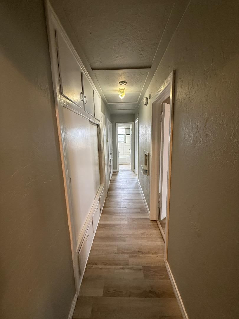 2 BED 1 BATH DUPLEX FOR LEASE – photo 4