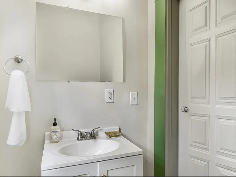 2927 Boulevard Place – photo 3