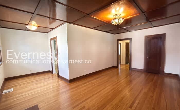 2412 Inga Street – photo 5