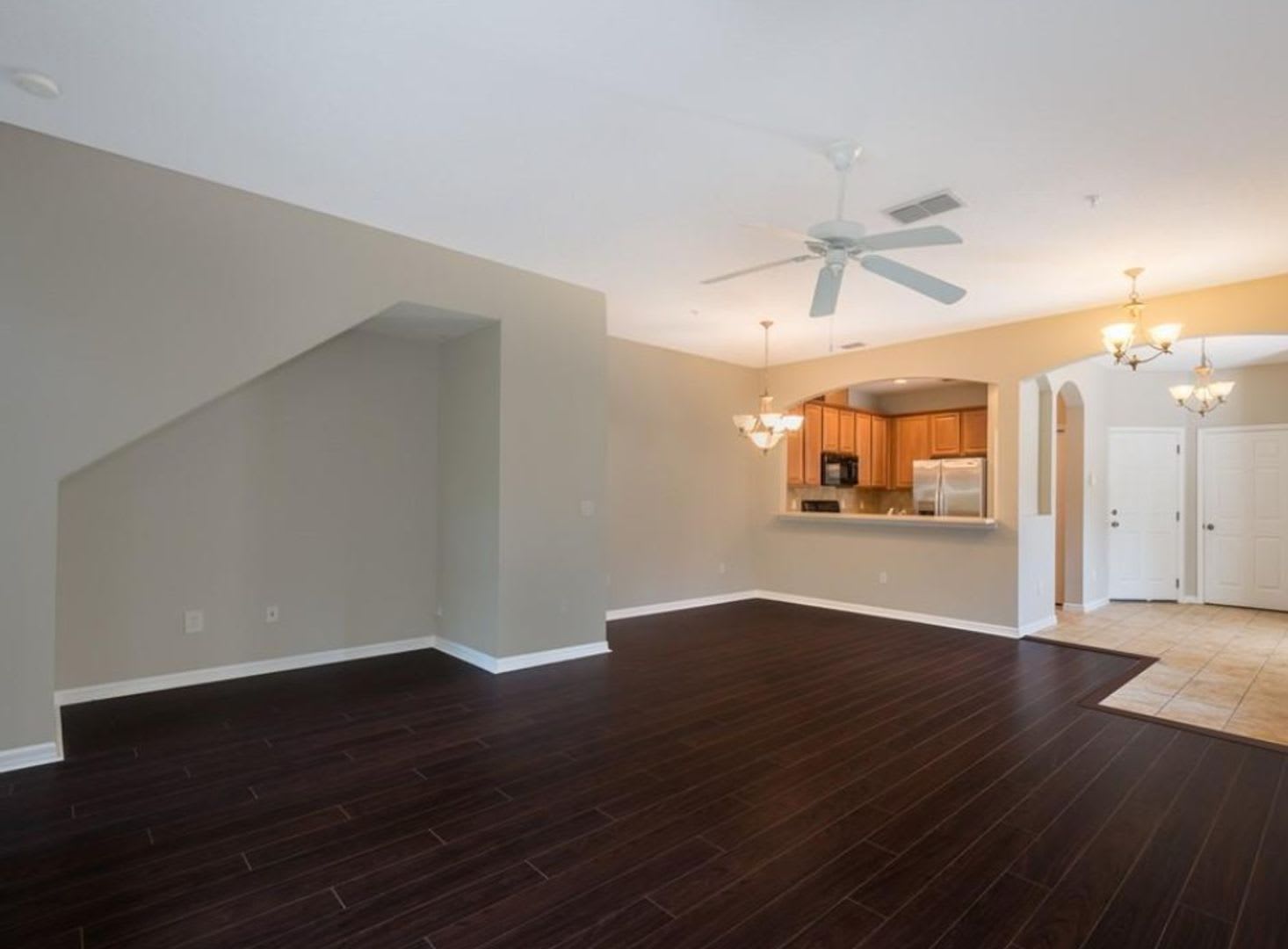 September is around the Corner! – Wekiva Park 3BR Townhome with Modern Updates – photo 3