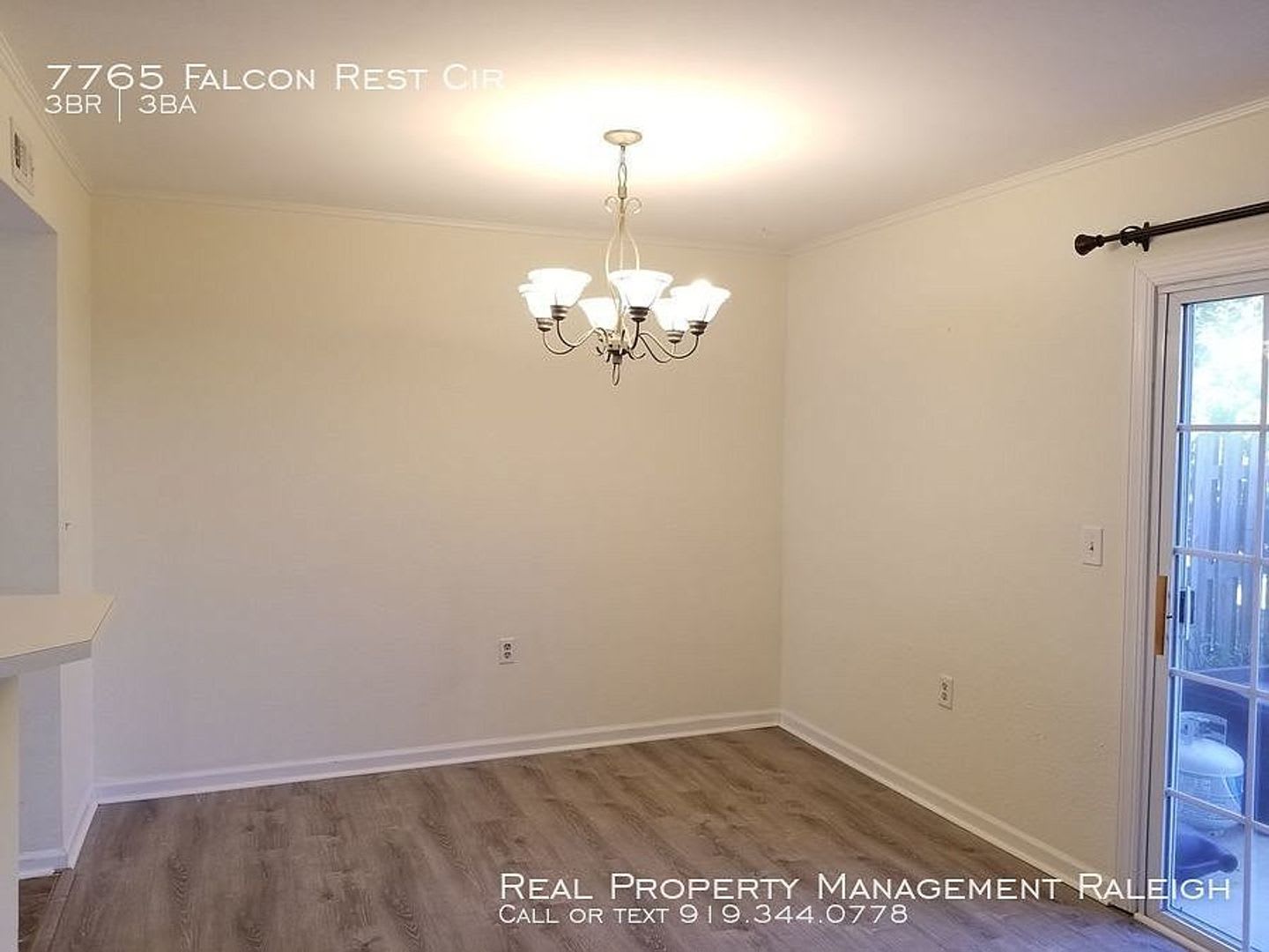 Room in 3 Bedroom Townhome at Falcon Rest Cir – photo 3