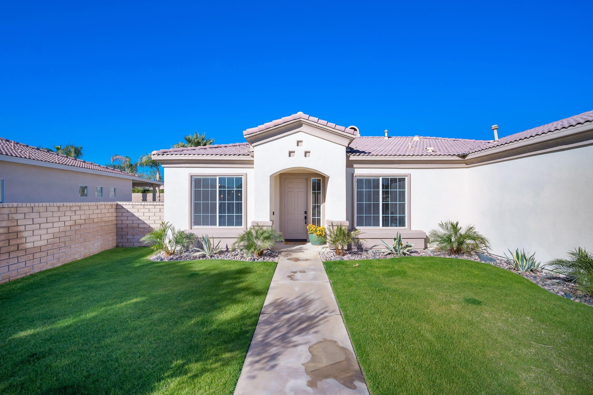 43569 Parkway Esplanade E – photo 1
