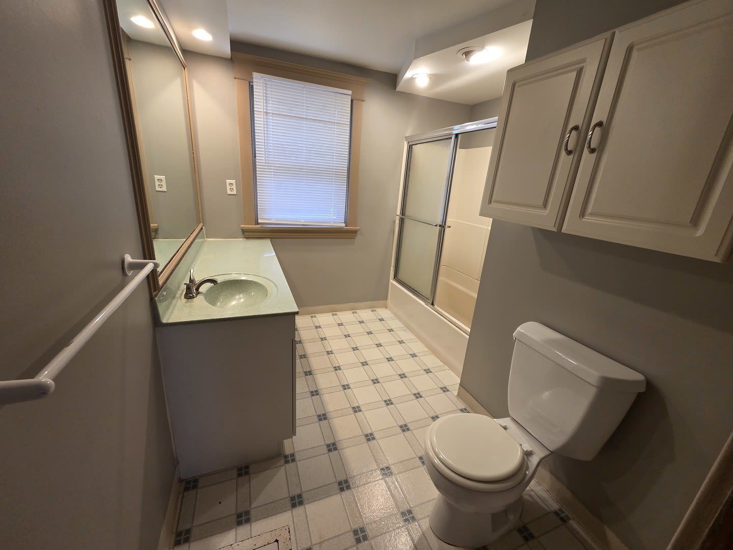 204 W Locust Street – photo 4
