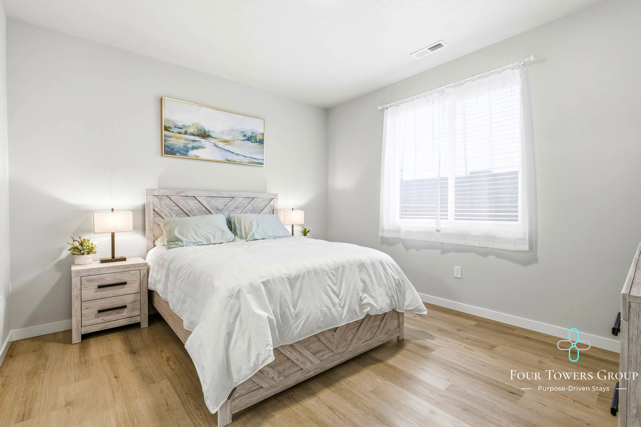 1205 Northeast Emerald Drive – photo 4
