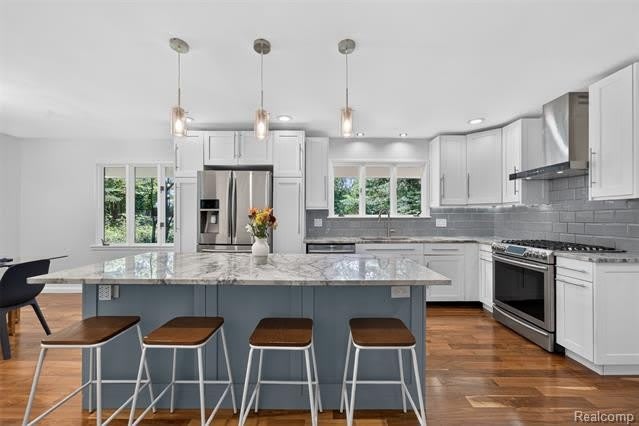7388 Lindenmere Drive – photo 5