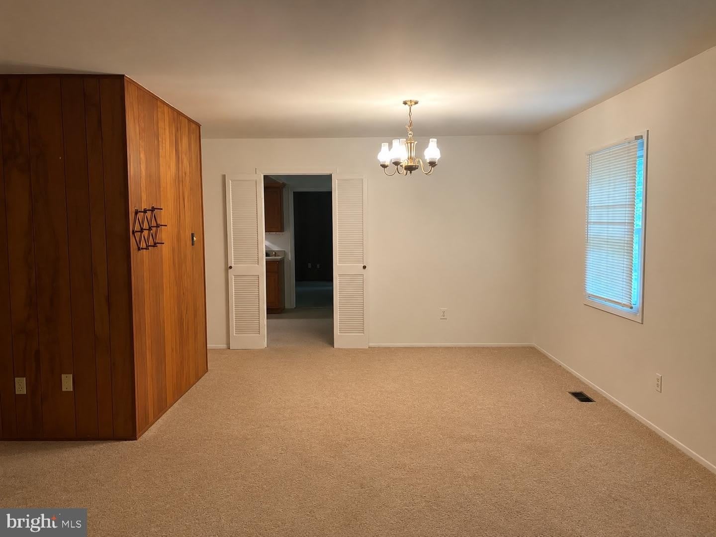 2207 HYSON PL – photo 4