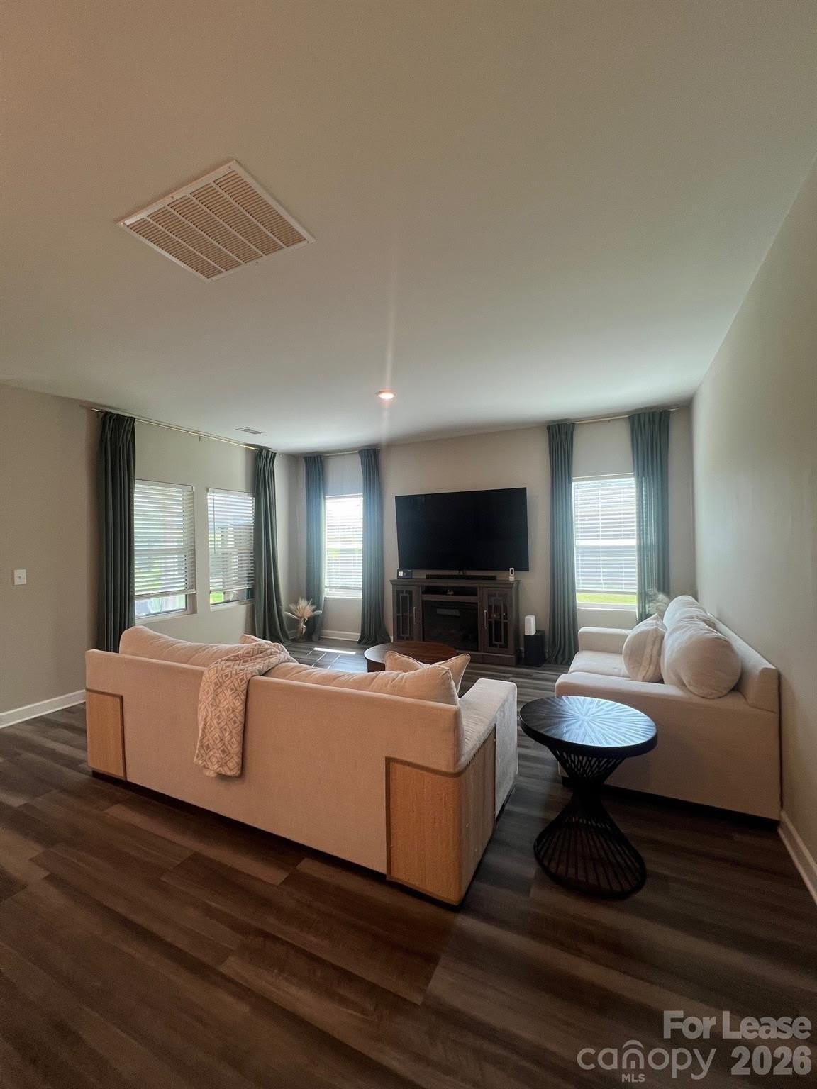 8921 Pennegrove Circle – photo 5