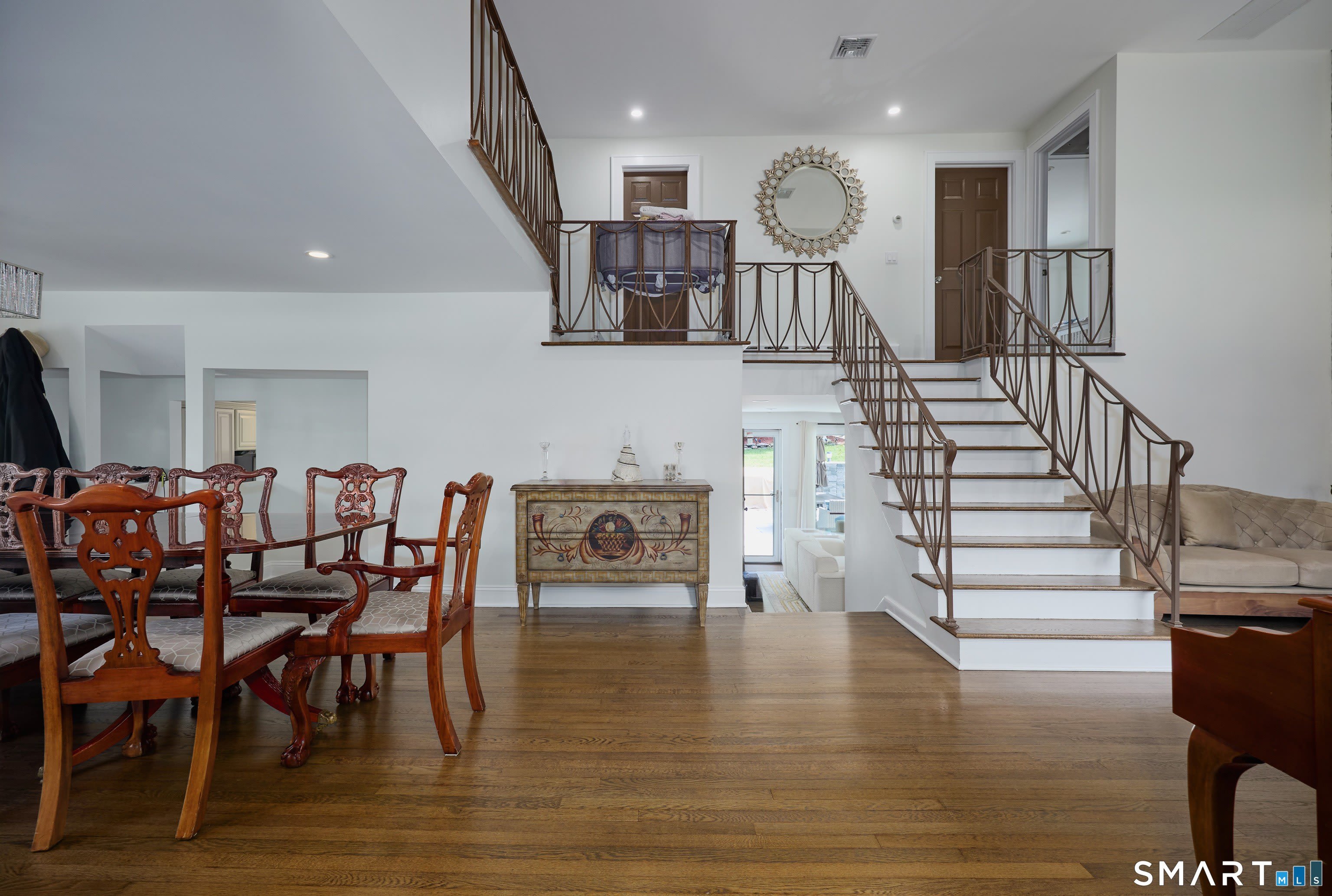 1374 Huntington Turnpike – photo 4