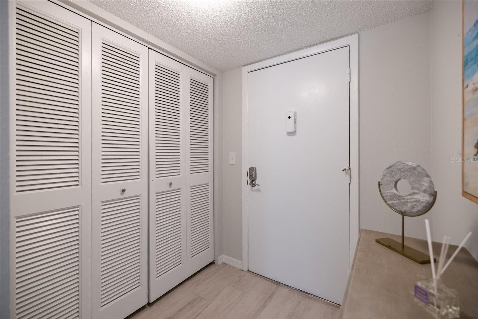 1604 STICKNEY POINT Road – photo 3