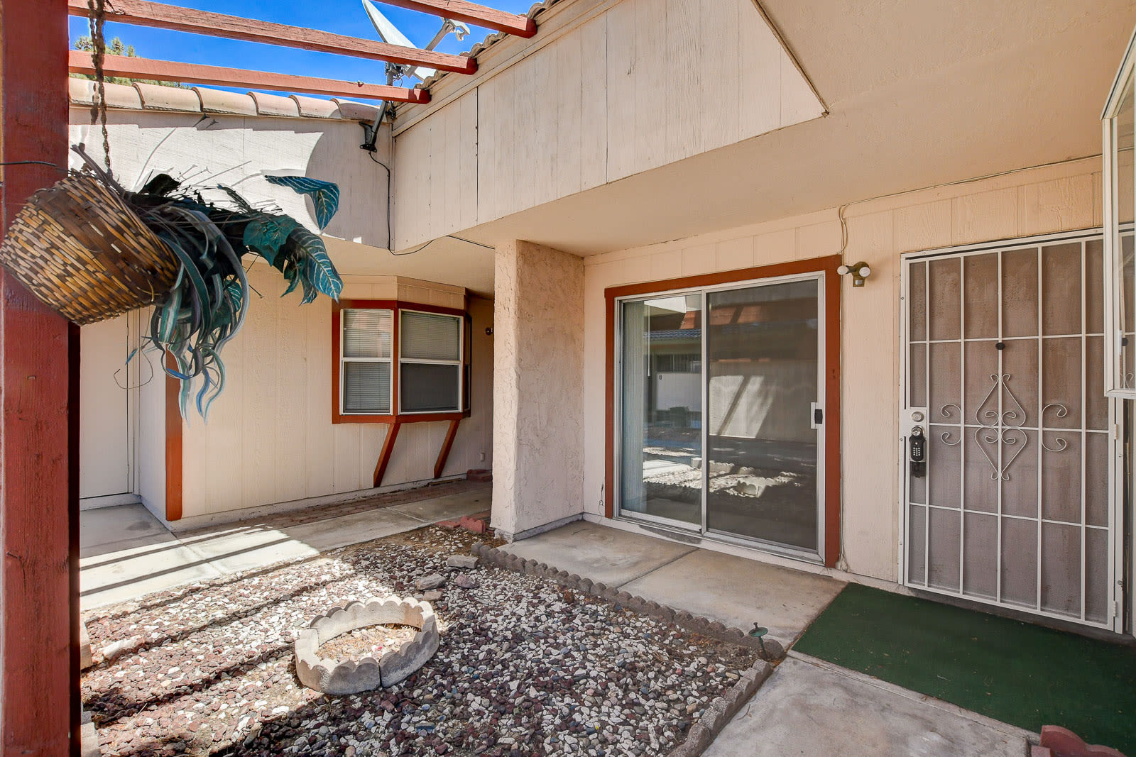 401 N Lamb Blvd Apt H – photo 3