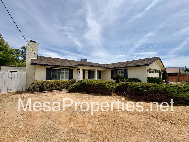 7891 Corona Ave. – photo 3