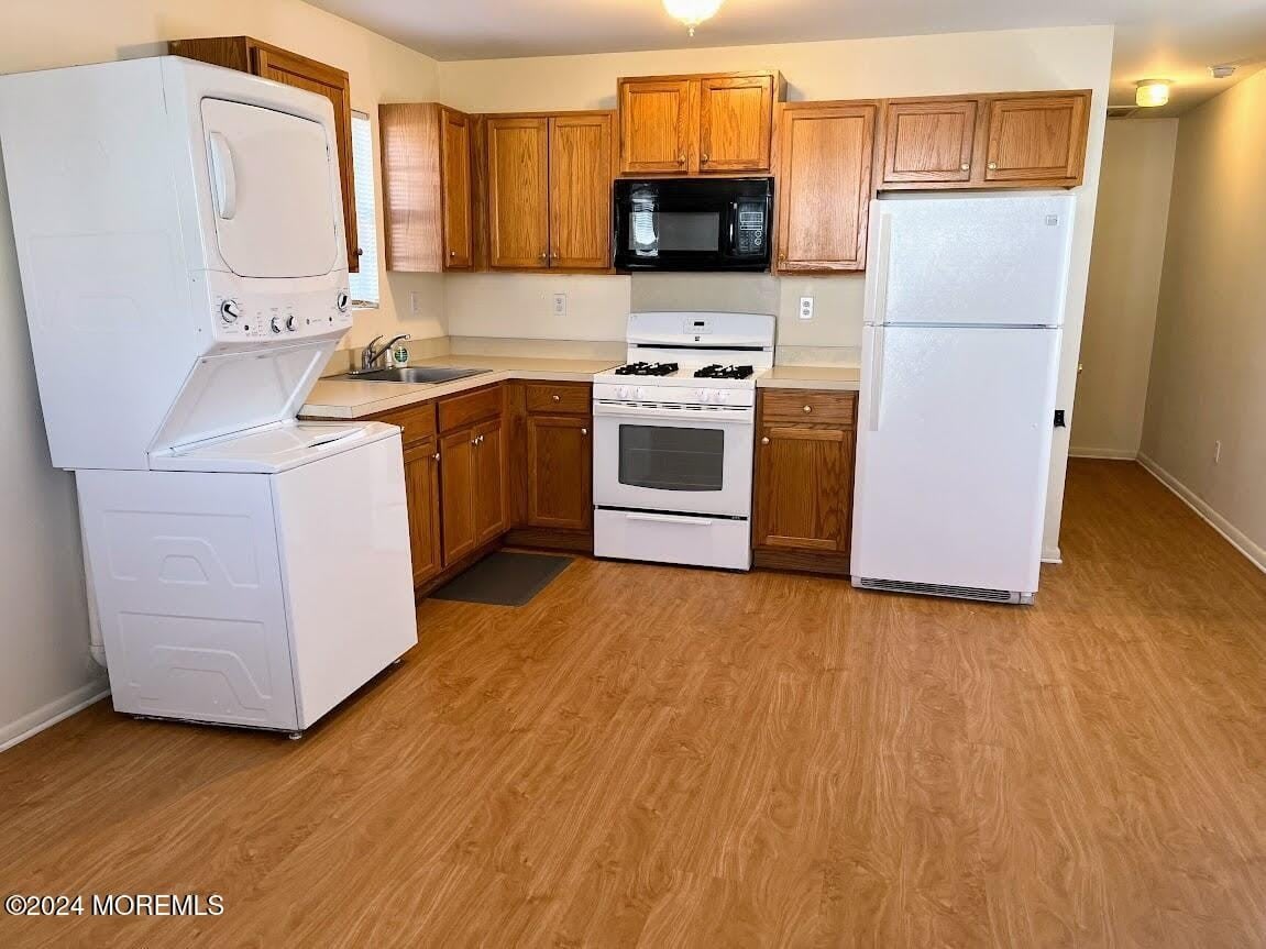 548 Clark Avenue – photo 3