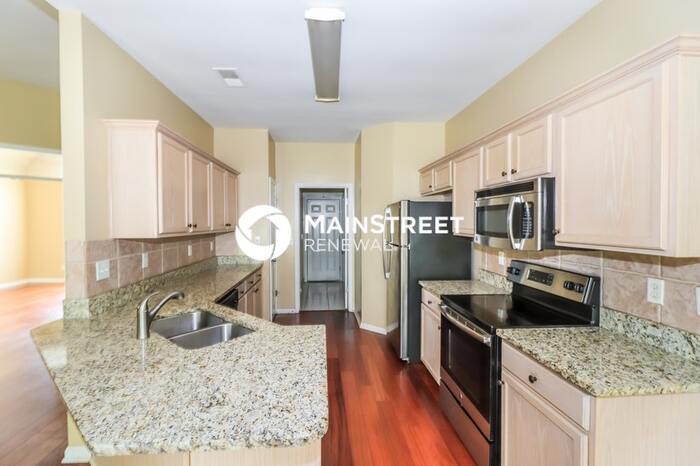 8423 Shady Elm Drive – photo 5