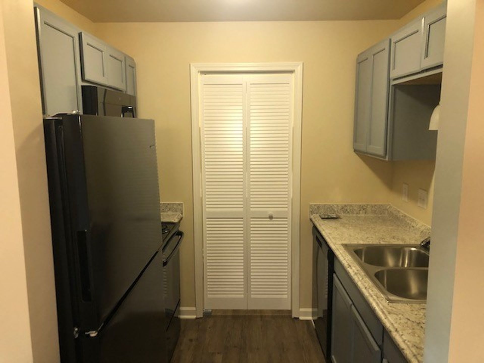 14 Greenbriar – photo 3