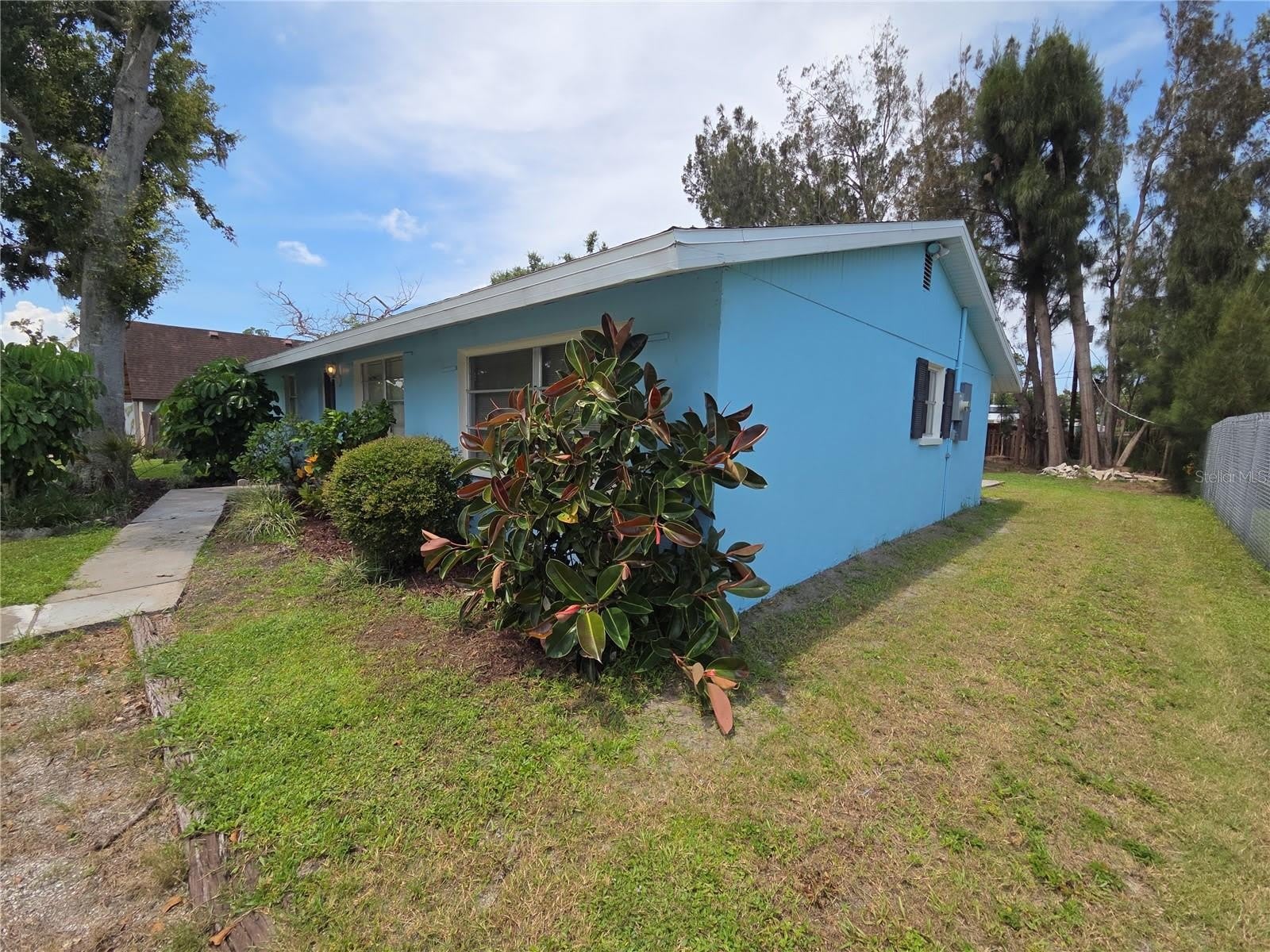 4136 S Lockwood Ridge Road – photo 2